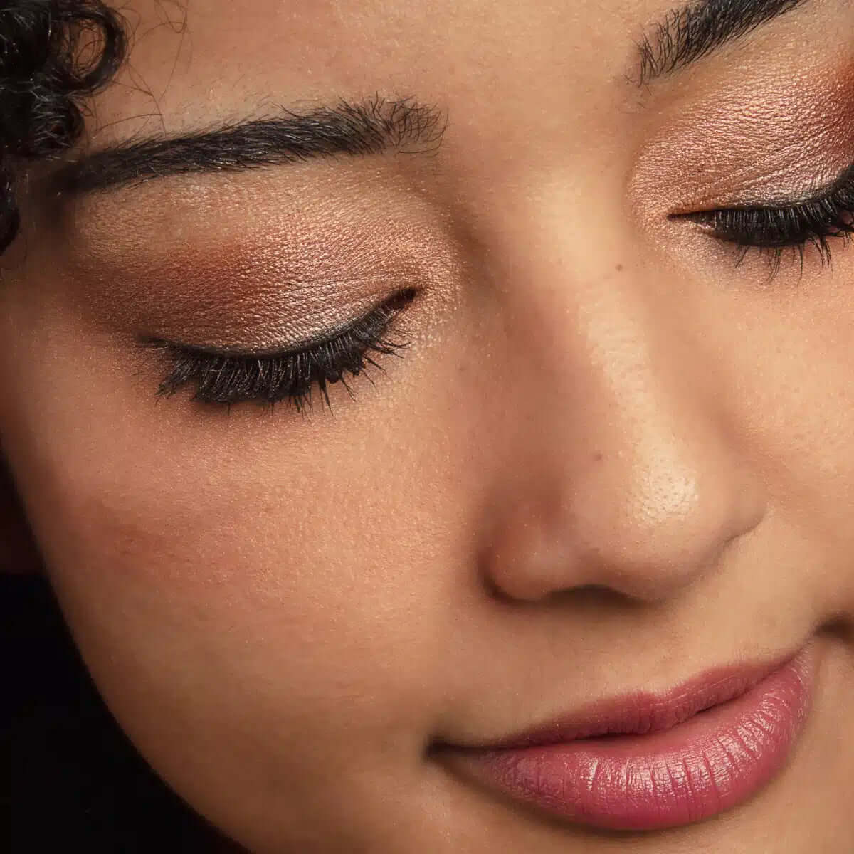 100% PURE Rose Gold Makeup Palette - Image 6